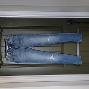 Women's Vigoss, distressed, Jagger skinny jeans. Size 28